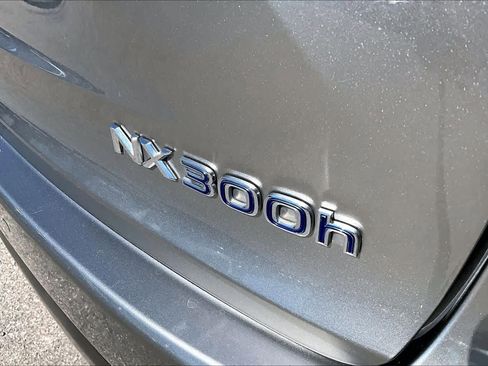 Used 2016 Lexus NX 300h AWD w/ Premium Package image 10