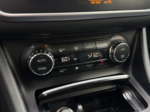 Used 2020 Mercedes-Benz GLA 250 image 11