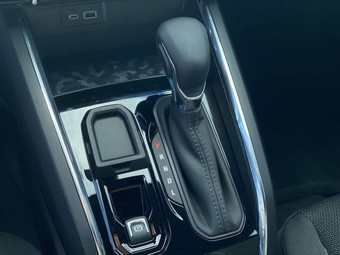 New 2026 GMC Canyon Elevation w/ Convenience Package image 24