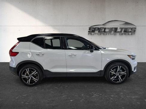 Used 2019 Volvo XC40 T5 R-Design AWD/4WD image 12