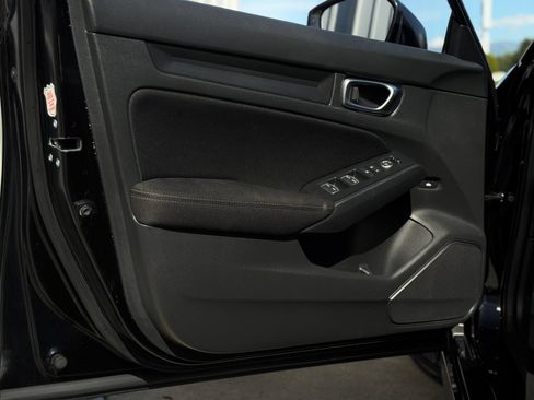 Certified 2025 Honda Civic Sport image 13
