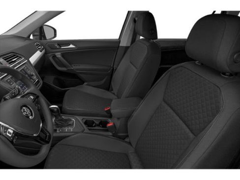 Used 2021 Volkswagen Tiguan S image 9