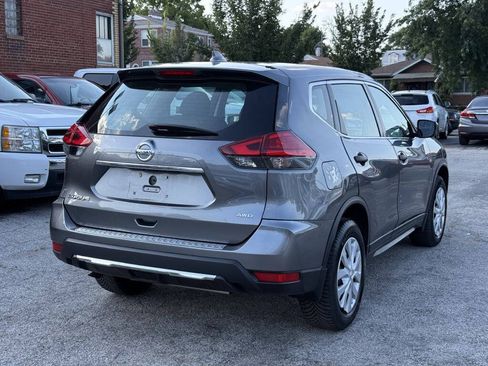 Used 2017 Nissan Rogue S AWD/4WD image 4