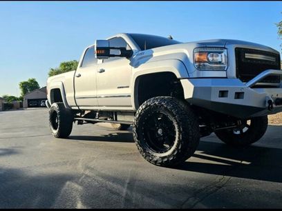 Used 2015 GMC Sierra 2500 SLT w/ Duramax Plus Package