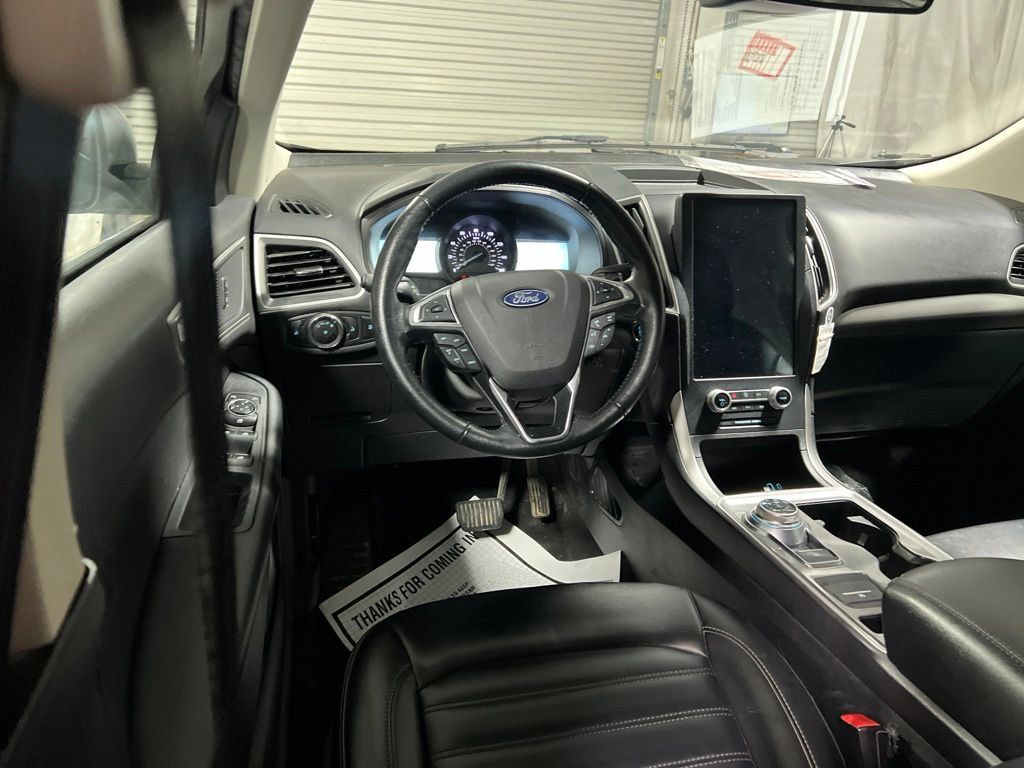 Used 2023 Ford Edge SEL AWD/4WD image 18