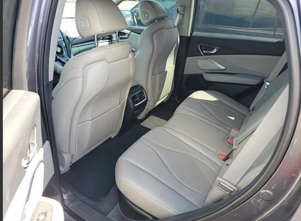 Used 2019 Acura RDX w/ Technology Package FWD image 9