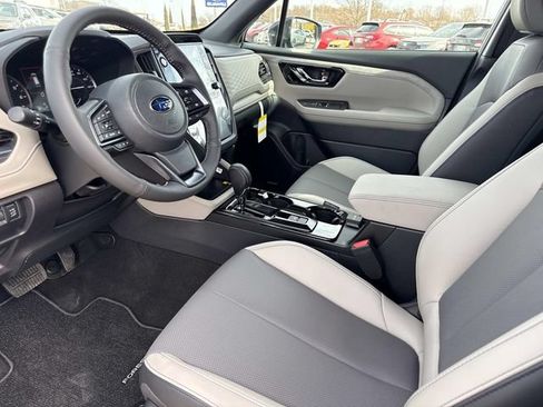 Used 2026 Subaru Forester Limited AWD/4WD image 12