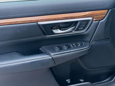 Used 2022 Honda CR-V EX-L image 16