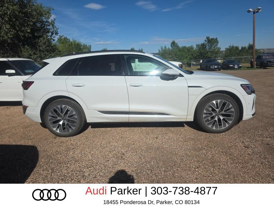Used 2024 Audi Q8 e-tron Prestige w/ Prestige Package AWD/4WD image 3