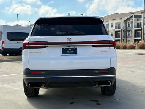 Used 2025 Buick Enclave Preferred image 6