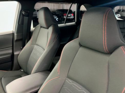 Used 2025 Toyota RAV4 SE image 15