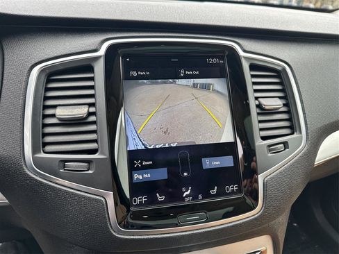 Used 2016 Volvo XC90 T5 Momentum AWD/4WD image 28