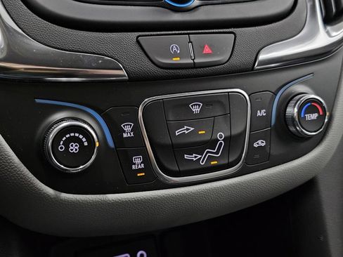 Used 2024 Chevrolet Equinox LS w/ LS Convenience Package FWD image 19