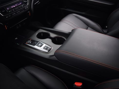 Used 2025 Honda Ridgeline TrailSport image 13