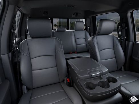 New 2026 RAM 2500 Tradesman AWD/4WD image 16