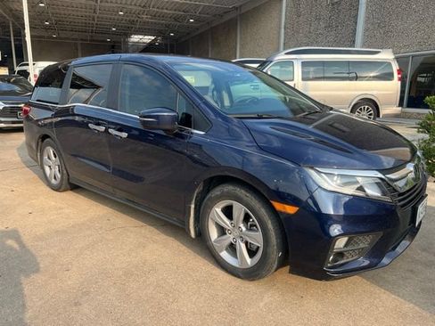 Used 2019 Honda Odyssey EX image 1