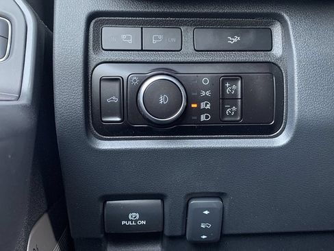 Used 2023 Ford F350 Lariat w/ Lariat Ultimate Package AWD/4WD image 18