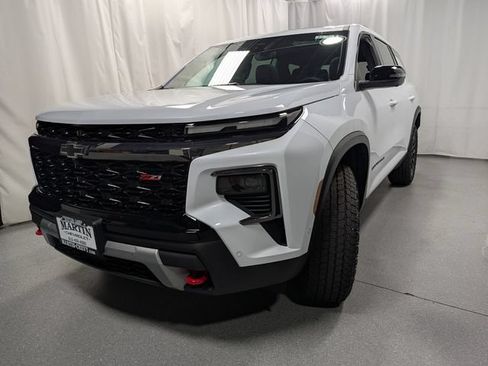 New 2026 Chevrolet Traverse Z71 w/ Enhanced Driving Package AWD/4WD image 8