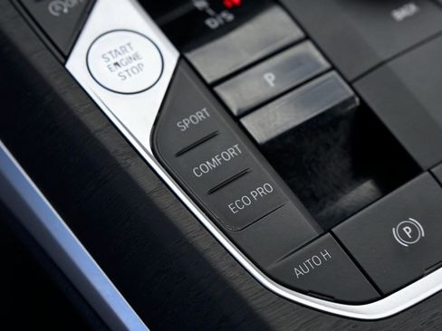 Used 2024 BMW 330i Sedan image 29