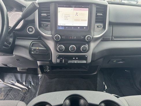 Used 2023 RAM 2500 Big Horn w/ Level 1 Equipment Group image 17