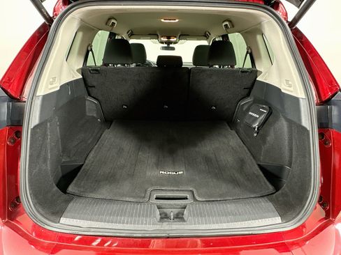 Used 2025 Nissan Rogue SV AWD/4WD image 27