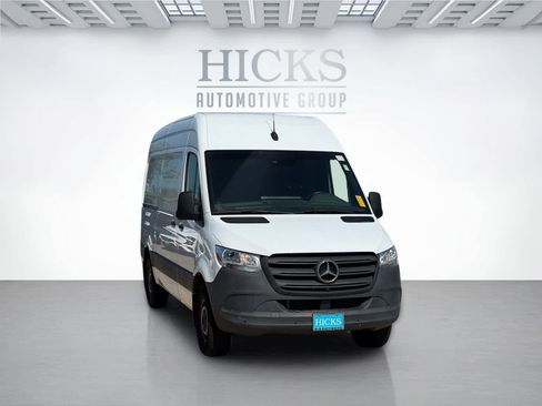 Certified 2024 Mercedes-Benz Sprinter 2500 image 3