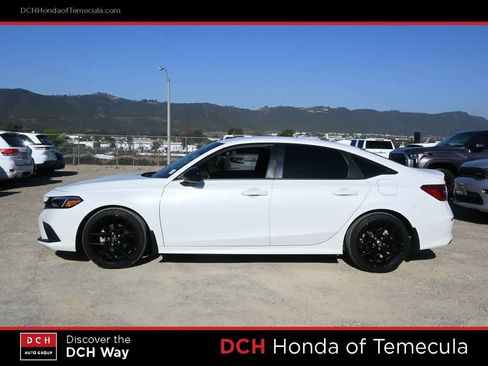 Used 2024 Honda Civic Sport image 4