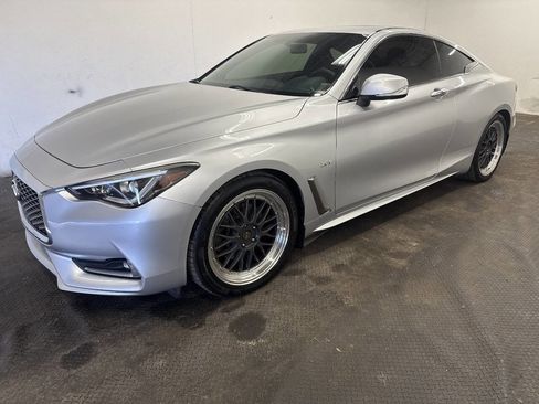 Used 2018 INFINITI Q60 2.0t w/ Moonroof Package AWD/4WD image 1