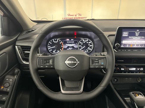 New 2026 Nissan Rogue SV image 12