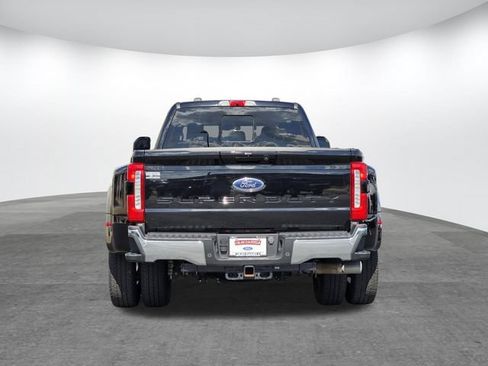 Used 2023 Ford F350 Lariat w/ FX4 Off-Road Package AWD/4WD image 5