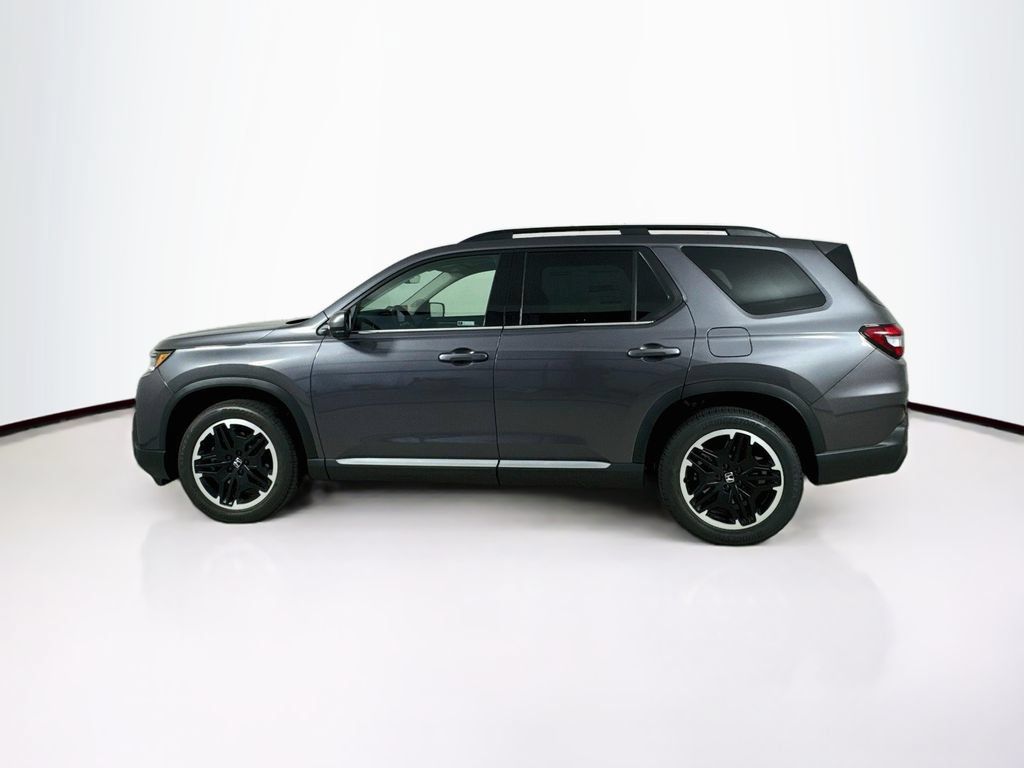 New 2026 Honda Pilot Touring image 4