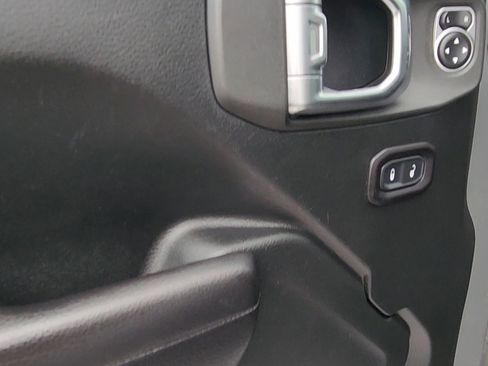 Used 2019 Jeep Wrangler Unlimited Rubicon w/ Cold Weather Group AWD/4WD image 28