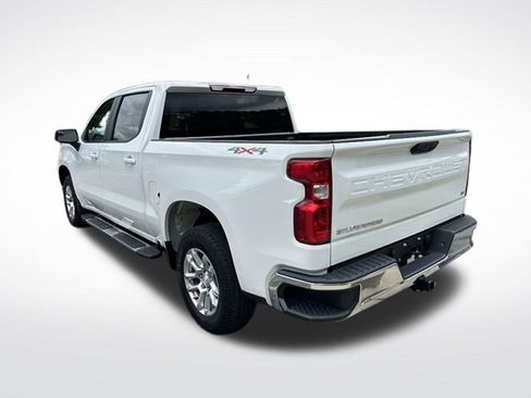 Used 2023 Chevrolet Silverado 1500 LT AWD/4WD image 3