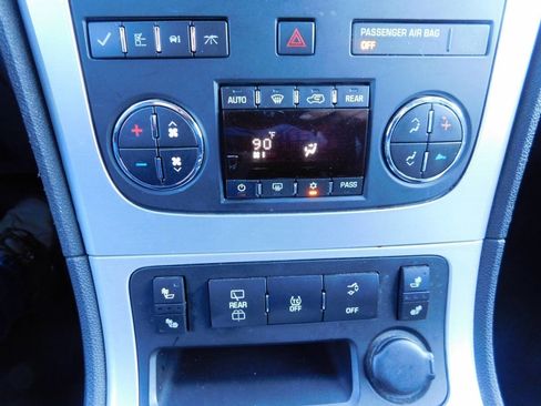 Used 2012 GMC Acadia SLT image 16