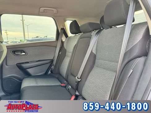 Used 2023 Nissan Rogue SV AWD/4WD image 38