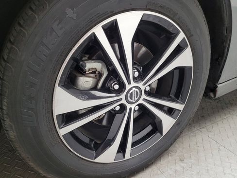 Used 2021 Nissan Sentra SV image 31