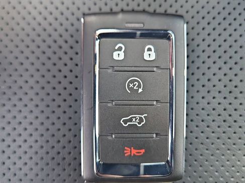 New 2025 Jeep Grand Cherokee Overland w/ Adv Protech Group III image 35