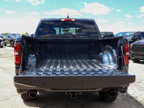 New 2026 RAM 1500 Express AWD/4WD image 13