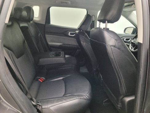 Used 2022 Jeep Compass Latitude w/ Convenience Group FWD image 19