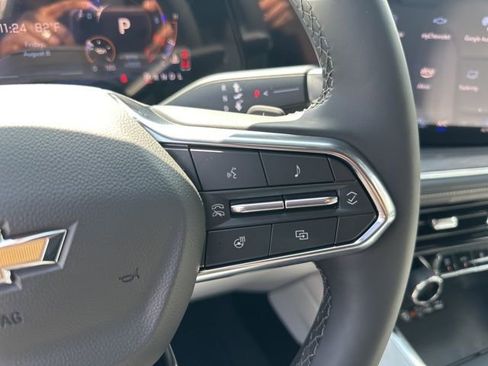 New 2025 Chevrolet Suburban Premier w/ Sun And Tow Package image 16