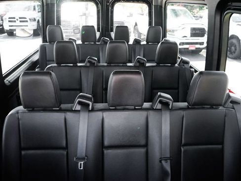 Used 2019 Mercedes-Benz Sprinter 2500 w/ Acoustic Package image 28