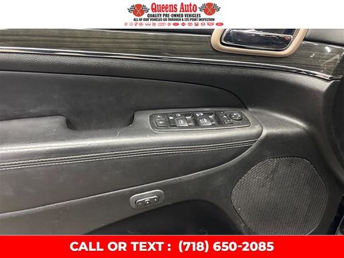 Used 2015 Jeep Grand Cherokee Overland image 23