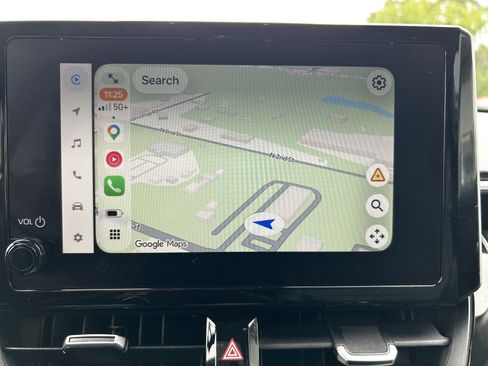 Used 2025 Toyota Corolla Cross XLE FWD image 14