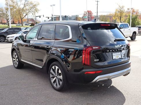 Used 2022 Kia Telluride S image 32