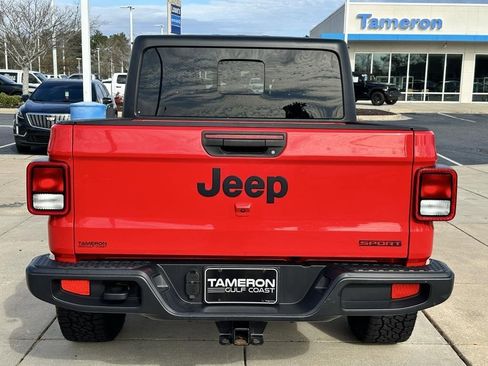 Used 2020 Jeep Gladiator Sport w/ Quick Order Package 24S image 3