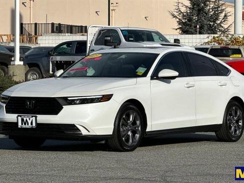 Used 2023 Honda Accord EX image 8