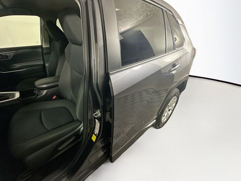 Used 2023 Toyota RAV4 LE FWD image 12