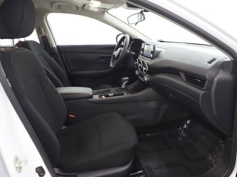 Used 2025 Nissan Sentra S image 11