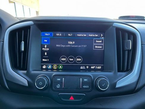 Used 2020 GMC Terrain SLE w/ GMC Pro Grade Package image 21