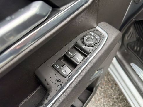 Used 2025 GMC Sierra 1500 Elevation AWD/4WD image 11